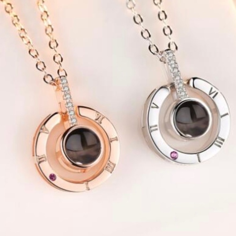 🫶🏻 Silver Round Fashion I Love You in 100 Languages Necklace